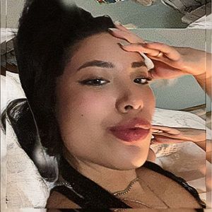 Meet your Posher, Lily